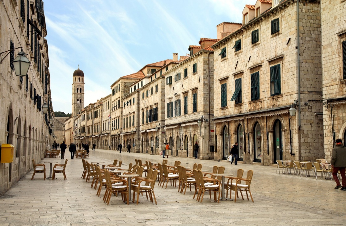 'Strada of Dubrovnik. The Strada is the main shopping street and gathering area in the city of Dubrovnik in Croatia.  Main street by early morning.' - Dubrovník